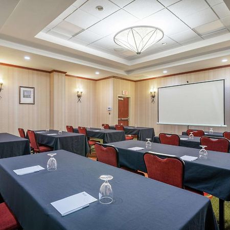 Hilton Garden Inn Morgantown Buitenkant foto